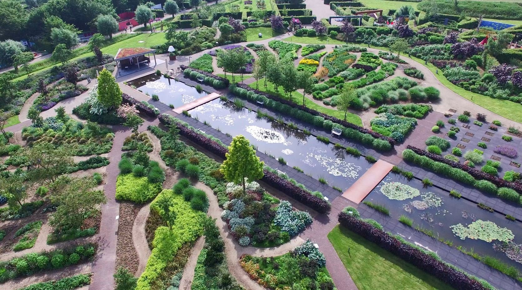 The gardens of Appeltern.